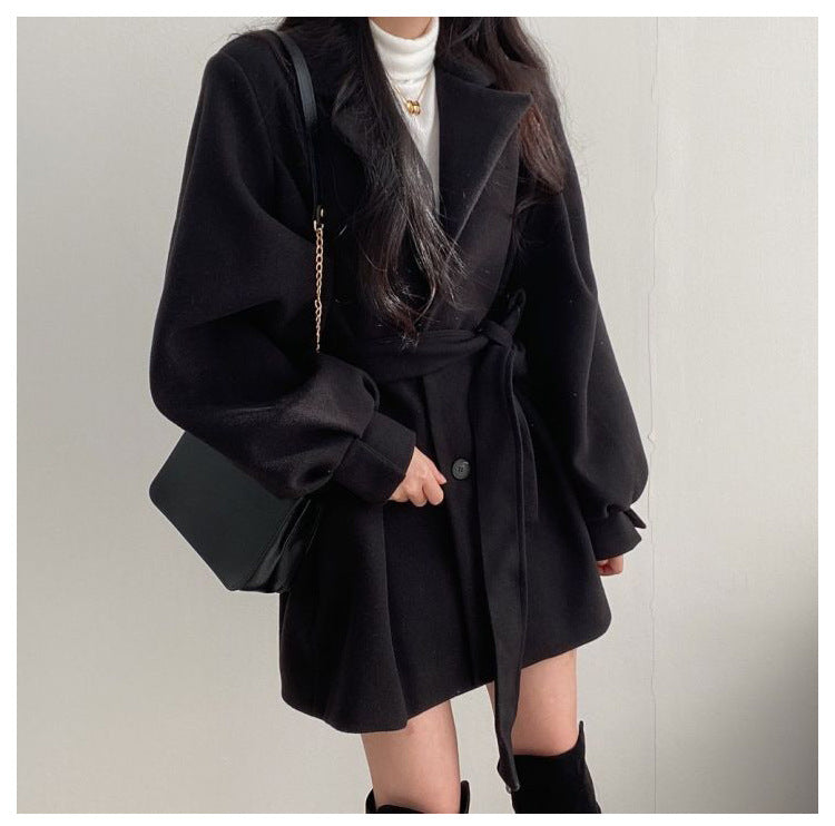 Retro Tailored Coat with Tie at Collar, Waist-Slimming Sleeve, and Puff Sleeve